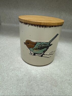 InHomestylez 4 inch bird canister